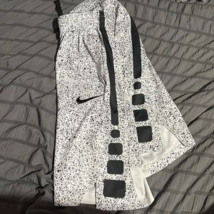 nike elite basketball shorts